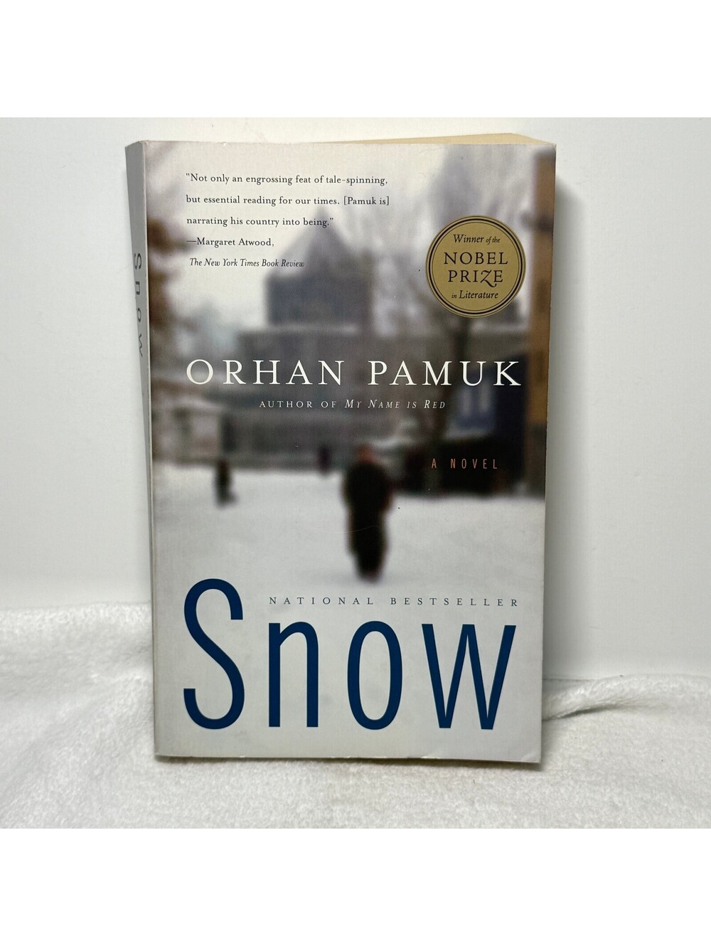 Snow by Orhan Pamuk 2005 Vintage International Paperback Nobel Prize Fiction